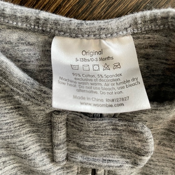 NWOT Woombie Swaddle 0-3months - Picture 3 of 3